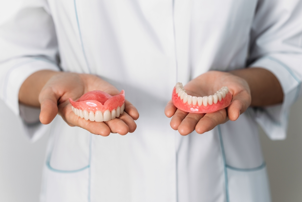 dentures 