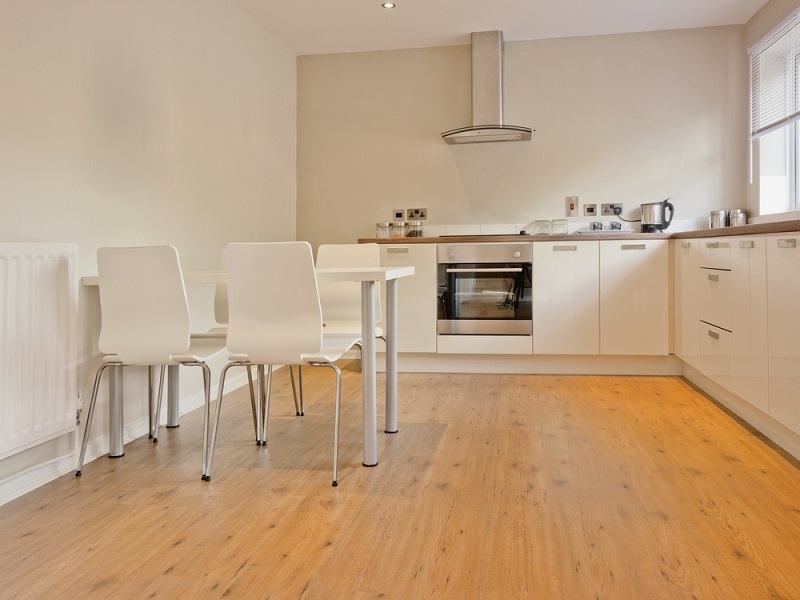  Benefits of Choosing Solid Oak Flooring and The Ways to Choosing It